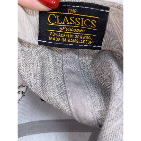 Yupoong Classics Death’s Head Moth Embroidered Snapback Hat Gray Black - Picture 7 of 7